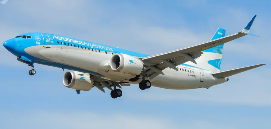 Avión despegando